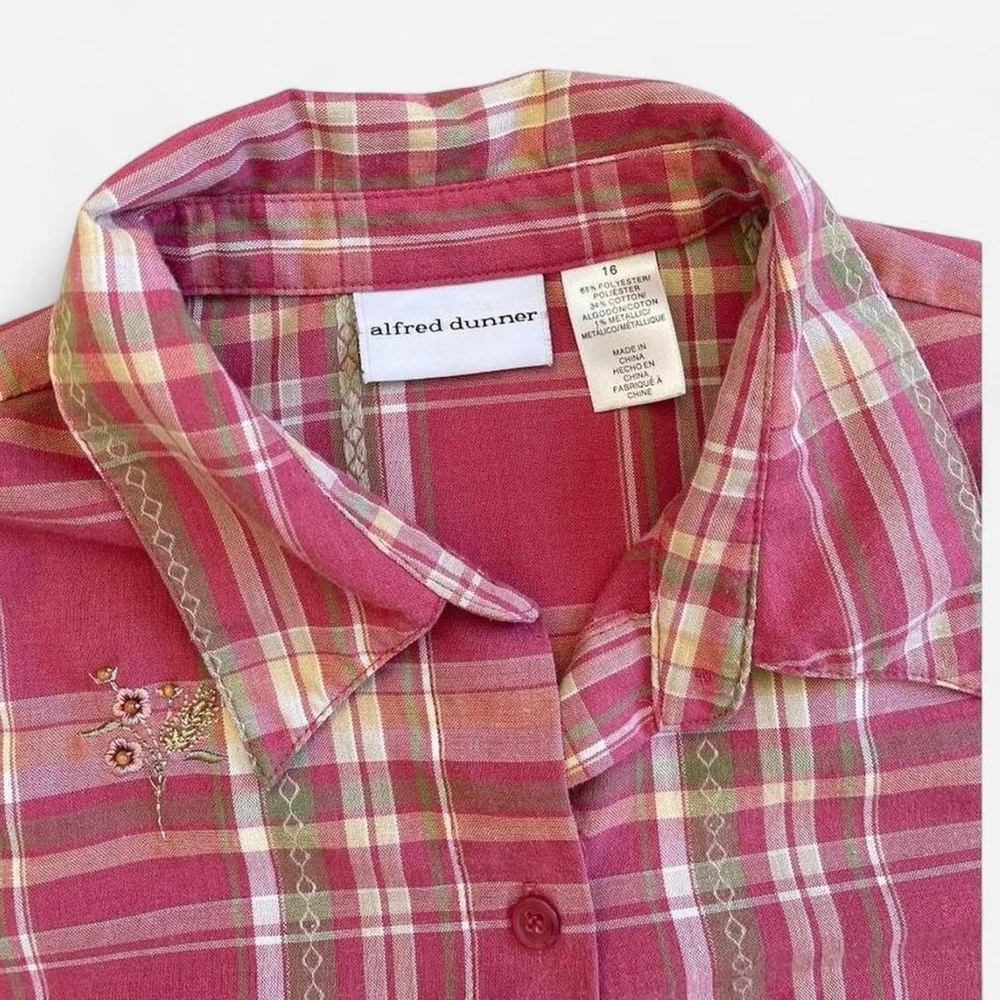 Vintage Alfred Dunner Pink Plaid Button Down Long Sleeve Shirt Flowers - Picture 2 of 7